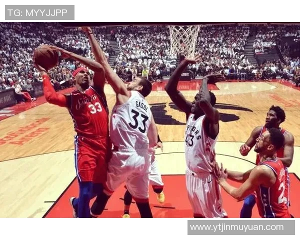 2008年NBA季后赛骑士与猛龙的激烈对决与精彩瞬间回顾 2008年NBA季后赛骑士与猛龙的激烈对决与精彩瞬间回顾